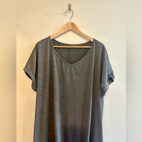 T-Shirt Maxi Dress - Picture 3 of 5